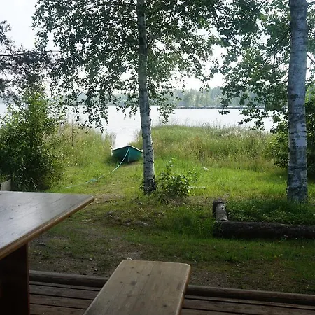 Kaeaepaesaaren Lomakylae Villa *