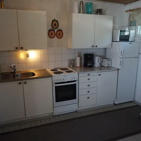 Kaeaepaesaaren Lomakylae