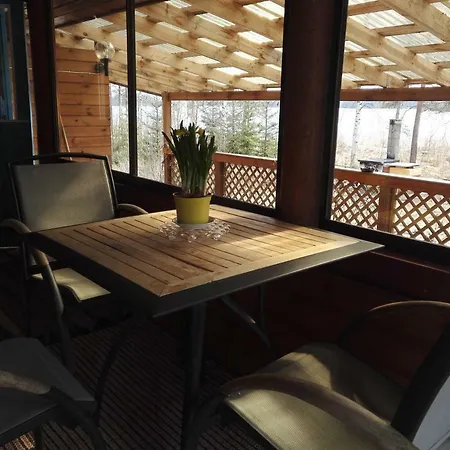 Villa Kaeaepaesaaren Lomakylae Savonranta