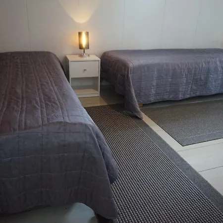 Kaeaepaesaaren Lomakylae Villa *